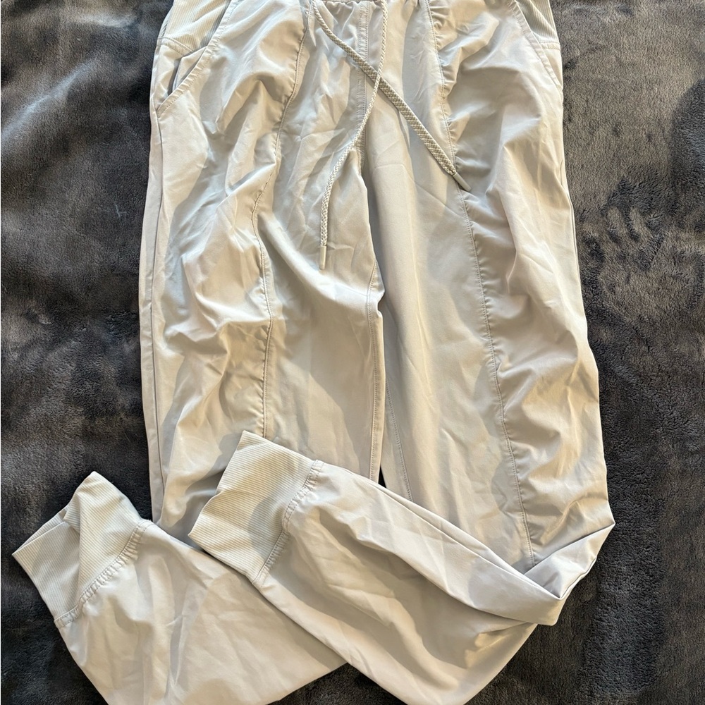 Women’s light gray joggers